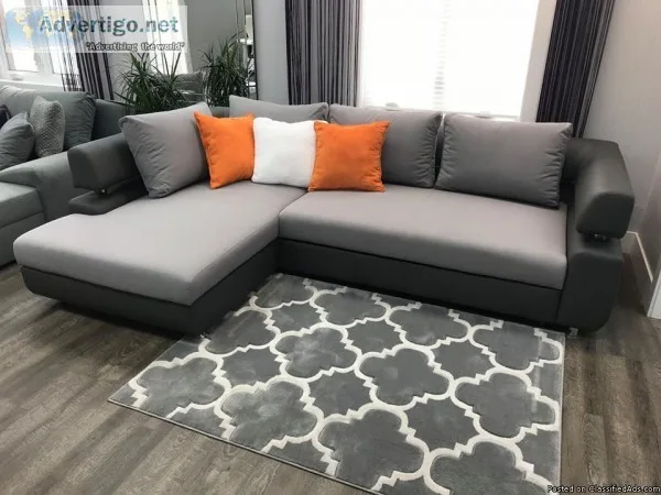 Modern Corner Sofa with adjustable armrests