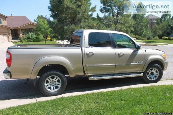 2004 Toyota Tundra SR5 Tan Pickup Truck