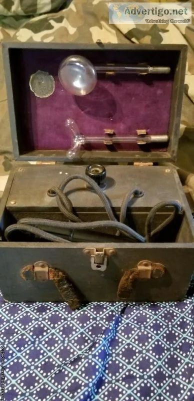 Vintage Violet Wand