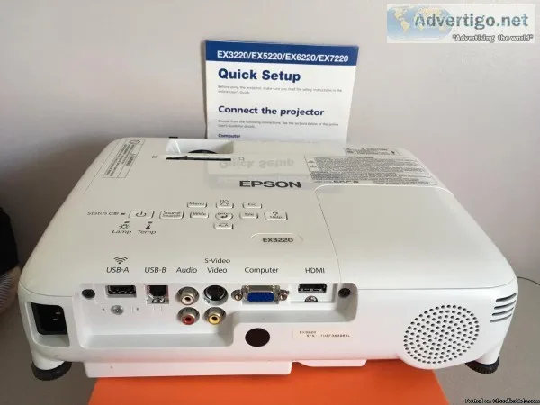 Epson LCD Projector - Model H552A