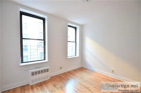 3695 - 4 Bedrooms  2 Bath Apartment in Hamilton Heights