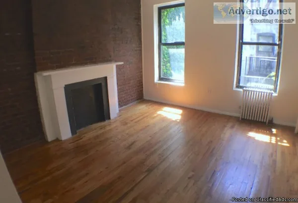 2200 - 1 Bedroom Apartment in Hell s Kitchen