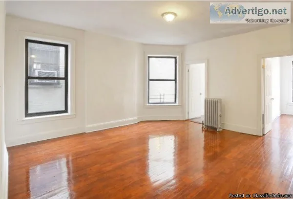 3050 - 3 Bedrooms Apartment in Morningside Heights