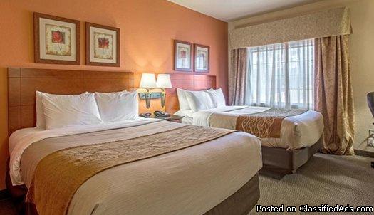 Take Advantage of Discounts in Hotel Near Convention Center