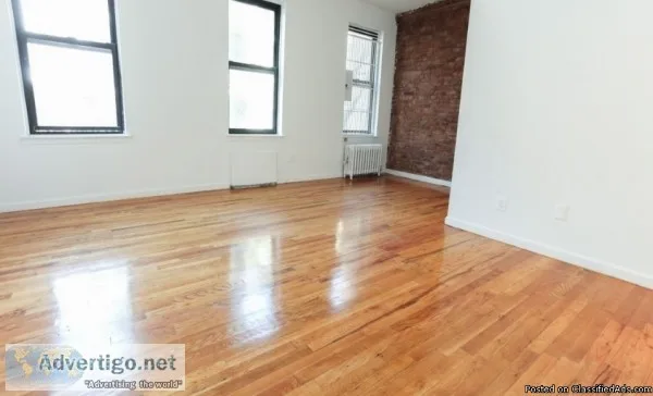 2750 - Studio Apartment in East Village