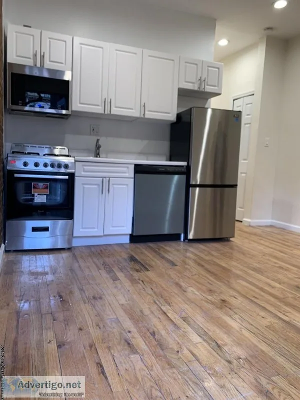 328 w 47th st
