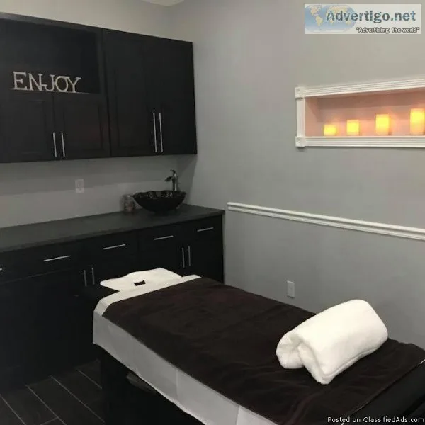 Gloss Nail Salon and Spa