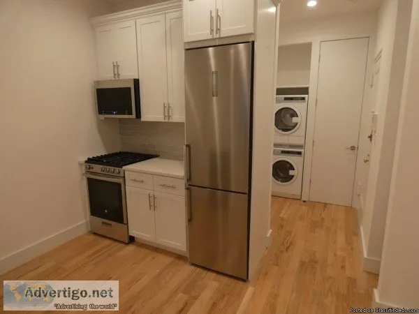 RENOVATED 2495 UES Studio