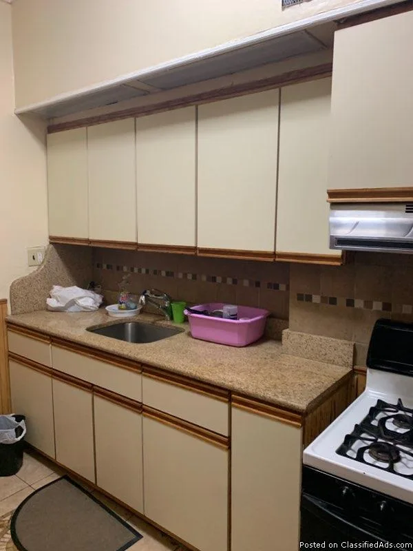 ID  1338458 Spacious 2 Bedroom Apartment For Rent In Glendale
