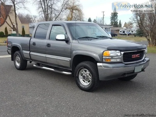 2003 GMC Sierra 1500 Gray Pickup