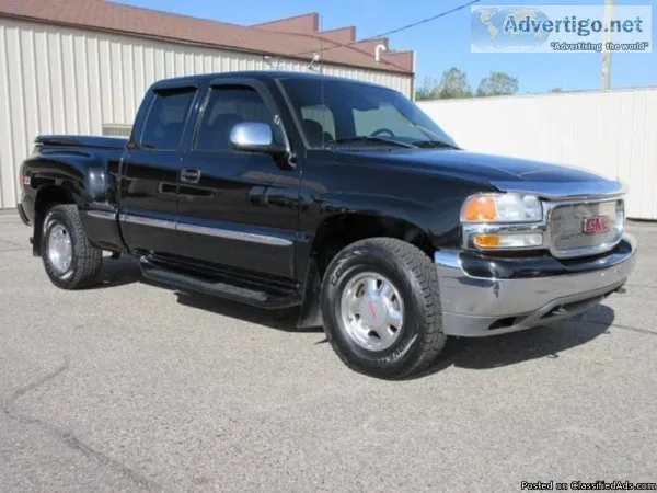 2002 GMC Sierra 1500 Black Pickup