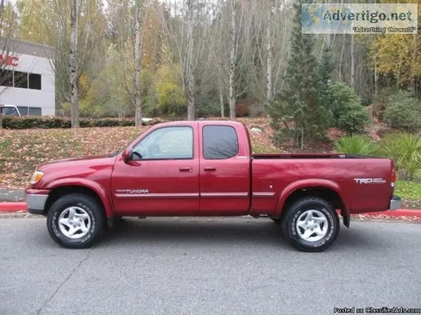 003 Toyota Tundra Red Pickup Truck