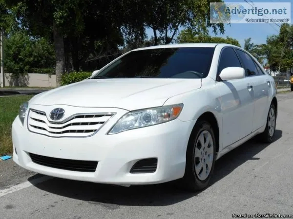 2011 TOYOTA CAMRY LE CLEAN TITLE CLEAN CAR FAX.  5900