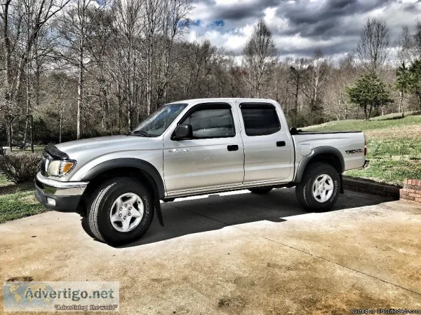 2002 Toyota Tacoma Silver TRD Pickup Truck