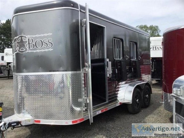 2016 Bison 7  Trail Boss 7300BP 3 Horse trailer