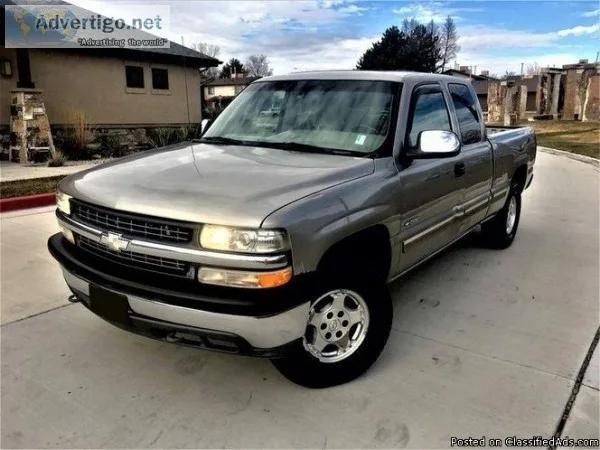 2003 Chevrolet Silverado 1500 Gray Pickup