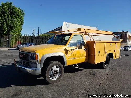 2001 GMC C3500HD UTILITY TRUCK