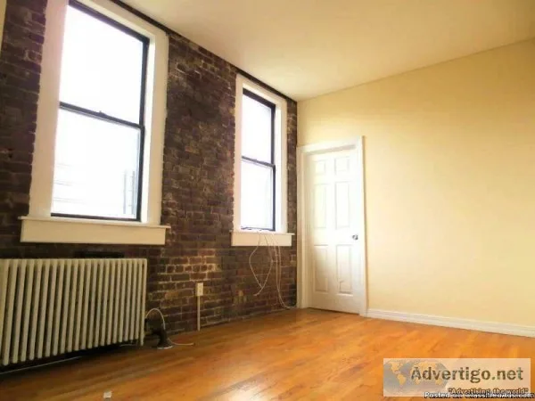 2695 - 2 Bedrooms Apartment in East Village