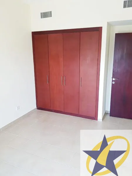 3 bedroom + study on the park pool al re