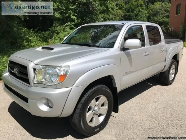 2006 Toyota Tacoma Silver Pickup Truck