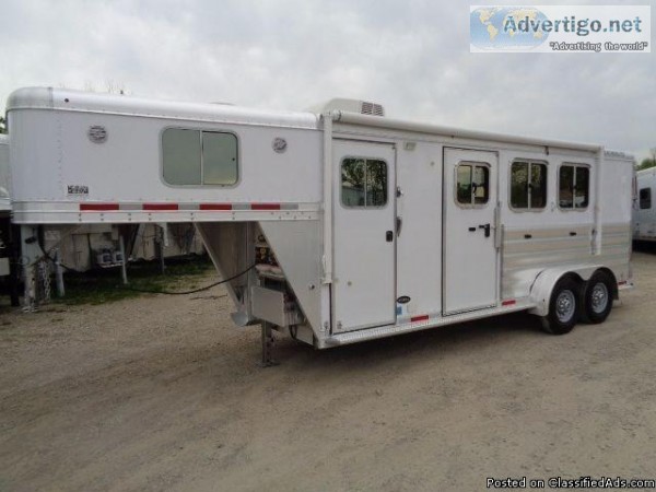 2013 Featherlite 8533 with 6  LQ- 3 horse trailer