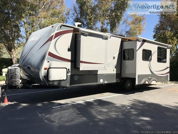 By Owner 2013 32 ft. Forest River Wildcat MAXX M28RKX