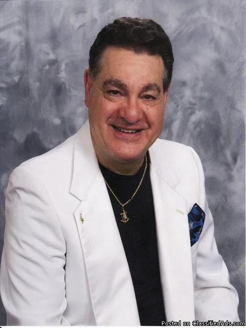 The Salute to the Crooners Show