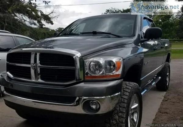 HEMI 2006 Dodge Ram Clean Truck