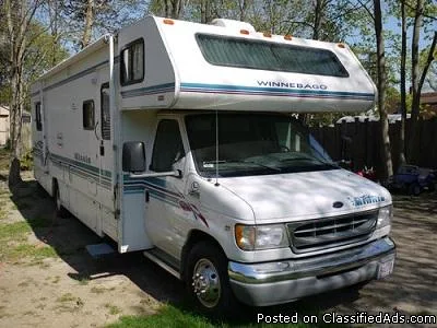1999 Winnebago Minnie 31C MotorHome