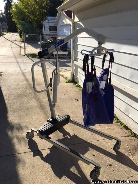 Hoyer Lift with two slings
