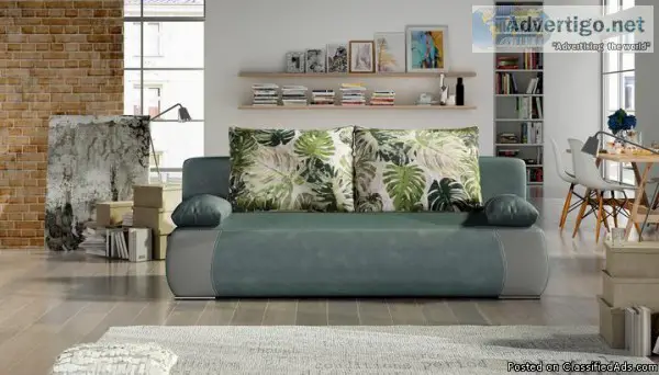 Ensure your guests have a pleasant visit with this sofa
