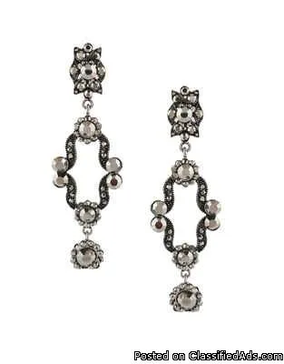 Shop Earrings Online for Women at Anuradha Art Jewellery