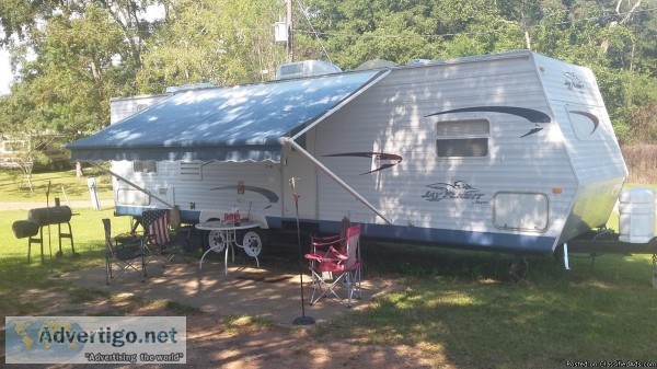 RV CAMPERS FOR RENT IN QUIET LONG TERM TENANCY RV PARK.