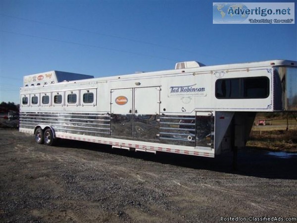 2004 sundowner 6 horse trailer gooseneck