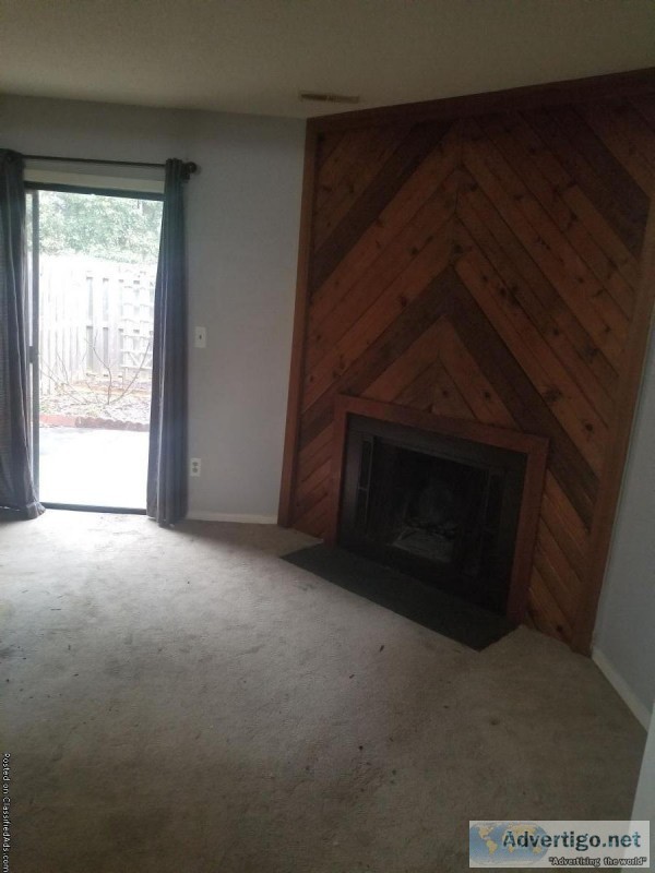 2 bed 2.1 Townhome Cosmetic Fixer Upper 27455