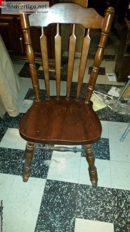 Dining table and hutch