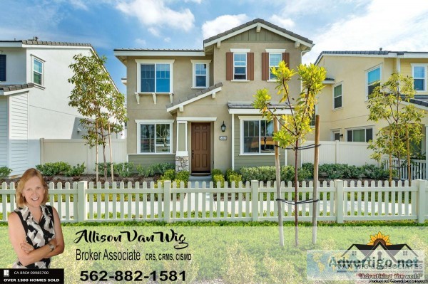 JUST LISTED Gorgeous Two-Story Open Concept Floor Plan Home