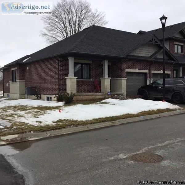 Bungalow townhouse