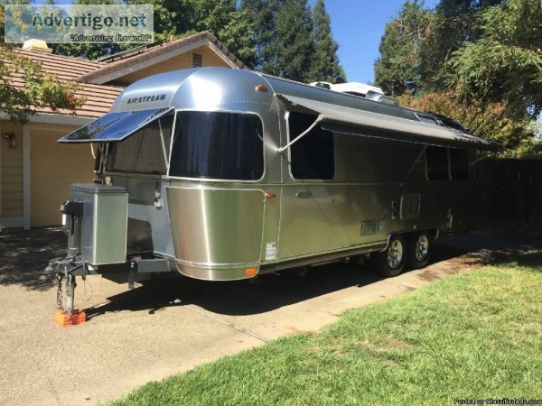 2016 Airstream FLYING CLOUD 25FB