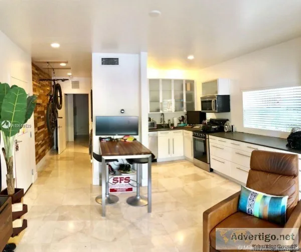 AMAZING FURNISHED 1 Bdrm  1 BTH on South Beach wParking