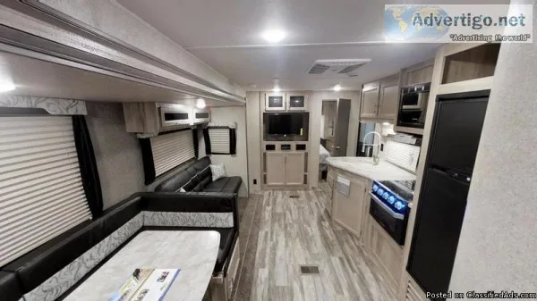 2019 Coachmen Catalina 323BHDSCKLE BUNKHOUSE