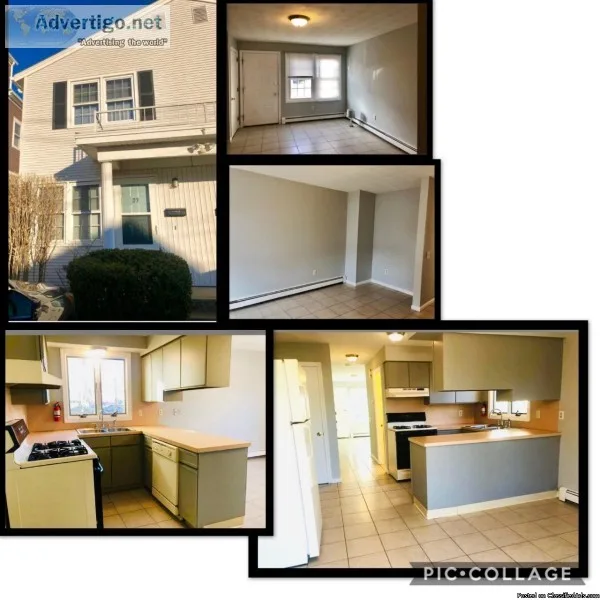 Side by Side 3 level Condo home