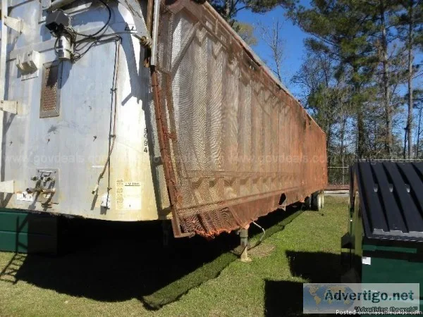 2010 STECO Live Floor Trailer