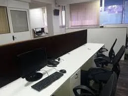 PLUG AND PLAY OFFICE SPACE FOR RENT - THOUSAND LIGHT