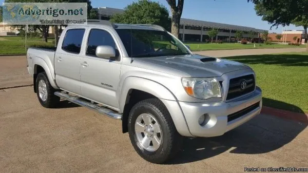 2006 Toyota Tacoma Silver Pickup Truck