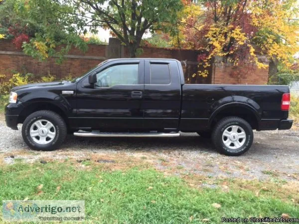 2006 Ford F-150 XLT Pickup Truck Black