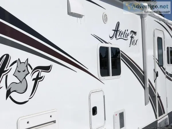 2018 Artic Fox 32A