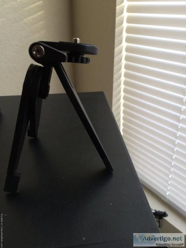 Camera mini stand