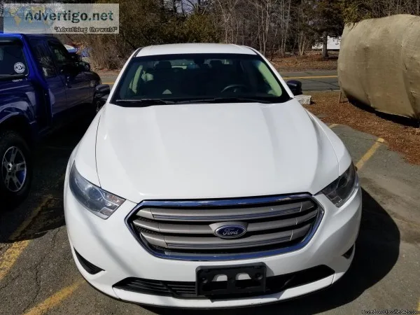2013 Ford Taurus  Real Clean
