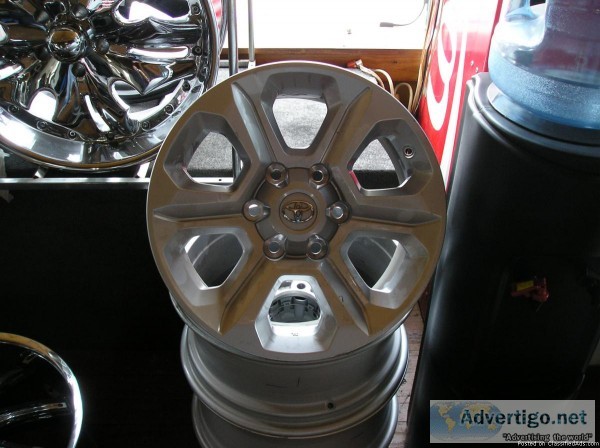 4 17 inch  nissan wheels  atlanta (with shipping available